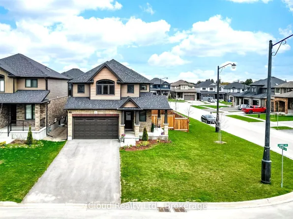 1 Lang Ln, Grand Valley, ON L9W 7S7