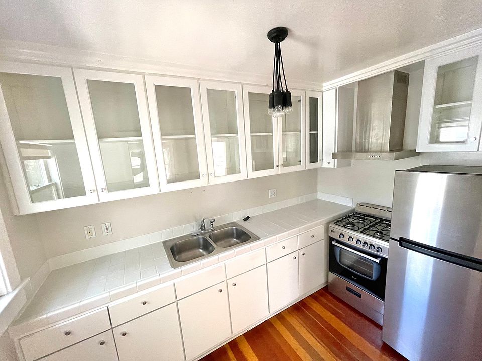 Back Unit Kitchen