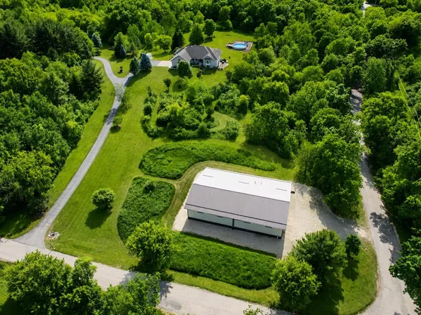 1825 Bringold Dr, Verona, WI 53593