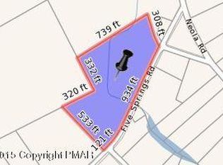 391 Five Springs Rd, Stroudsburg, PA 18360