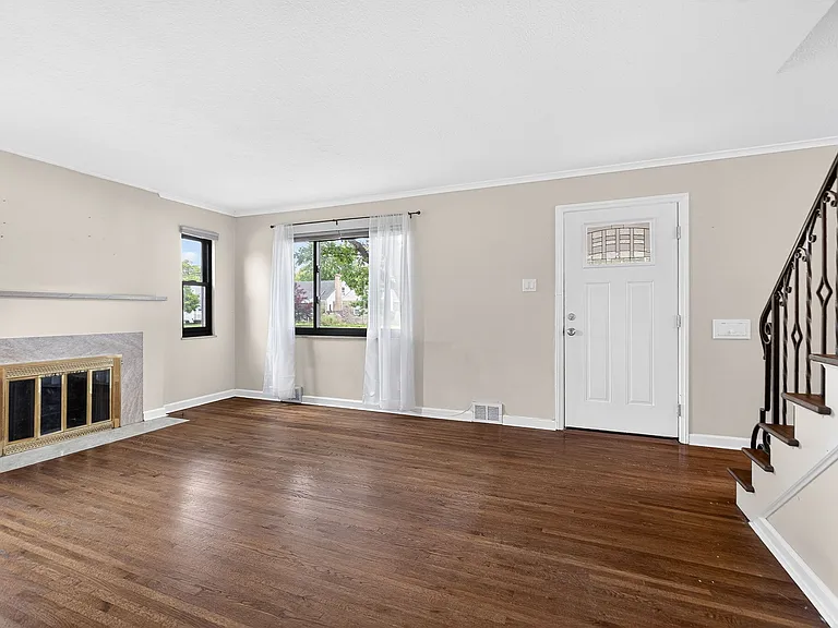 1678 Oakland Park Ave — Photo 10