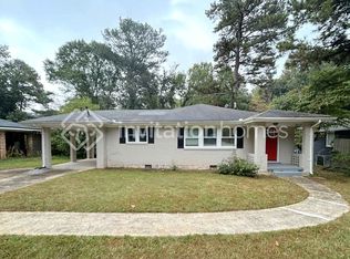3389 Lark Ln, Decatur, GA 30032