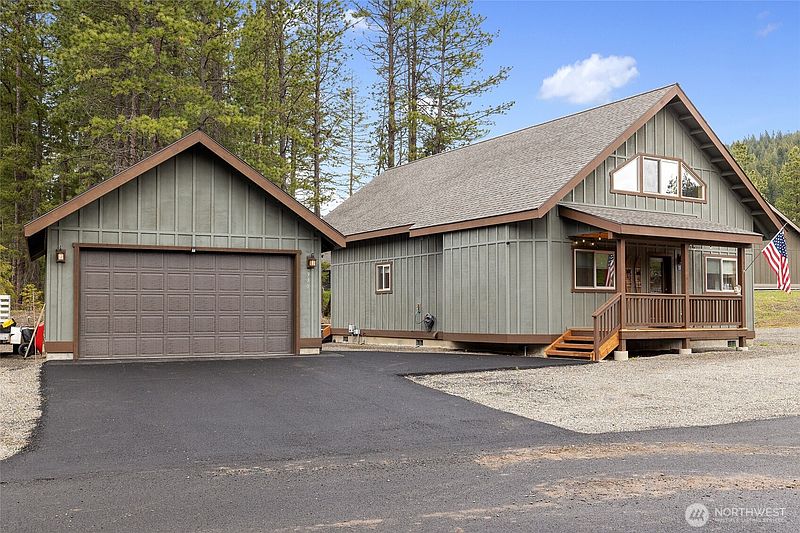2nd image of 330 Rockberry Loop