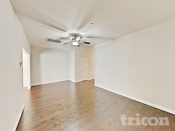 2nd image of 305 Woodfern Ct