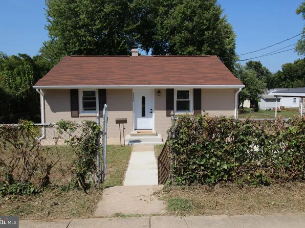 3404 Elmwood Dr, Alexandria, VA 22303
