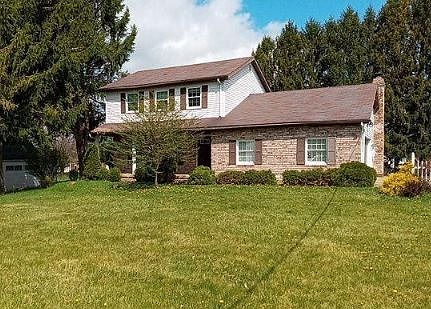 1st image of 686 Penhale Ave