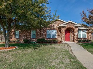 7218 Compass Point Dr, Rowlett, TX 75089