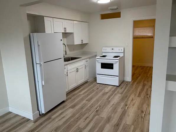 324 W Cleveland Ave, Las Vegas, NV 89102