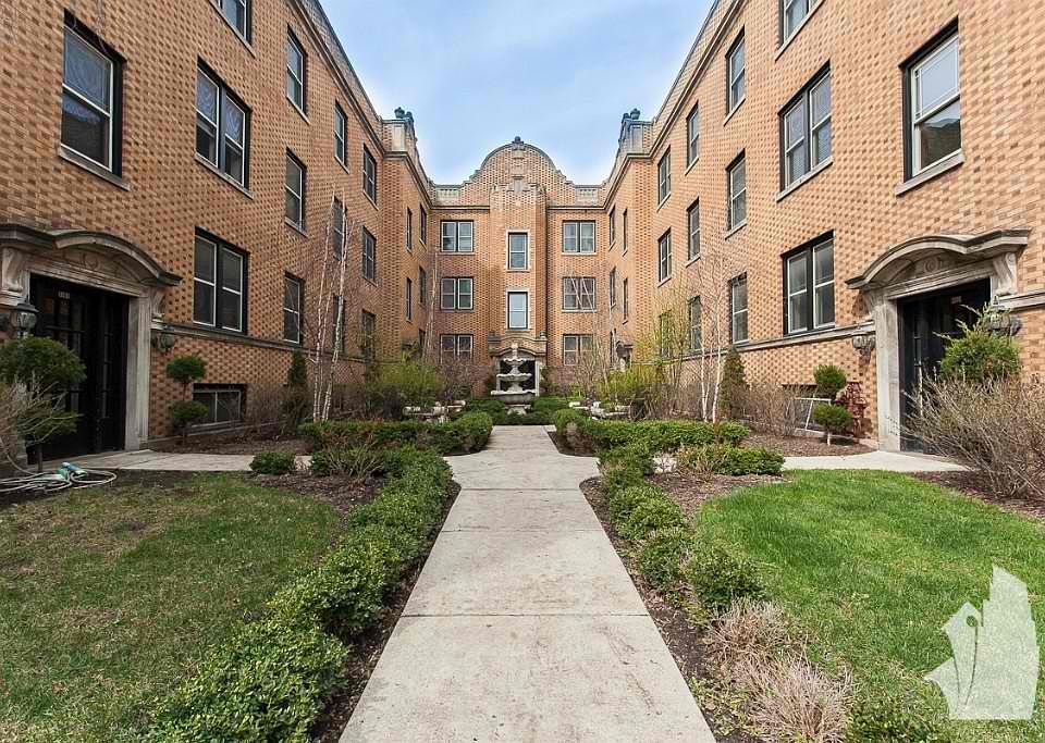 1st image of 3808 N Sheffield Ave #1W5