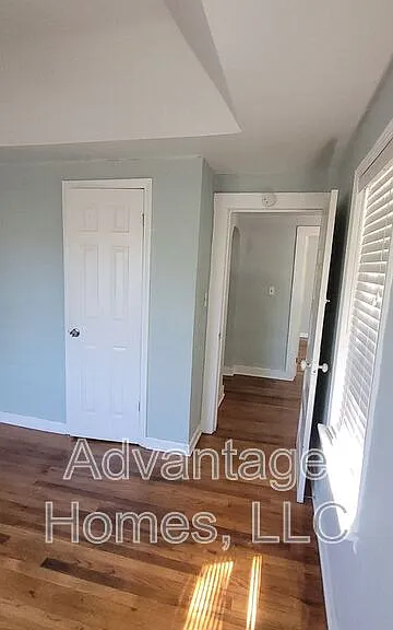105 Brooklyn Ave — Photo 23