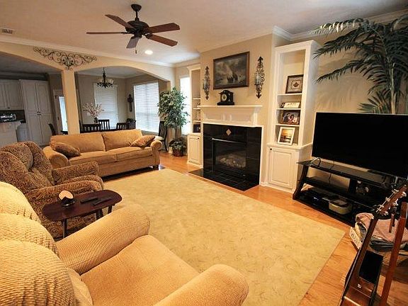 5th image of 3906 Faimes Ct