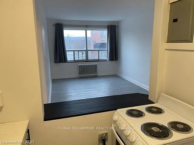 37 Mericourt Rd #211 — Photo 6