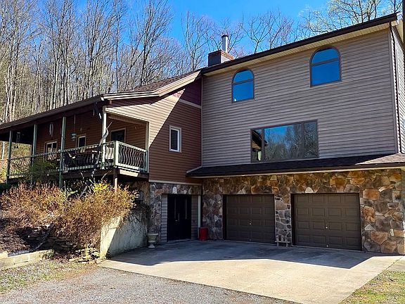 3rd image of 9206 Barkleys Ln