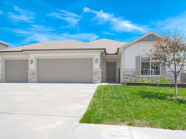 1607 Jaclyn Dr, Grain Valley, MO 64029