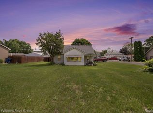 3053 Longview Ave, Rochester Hills, MI 48307