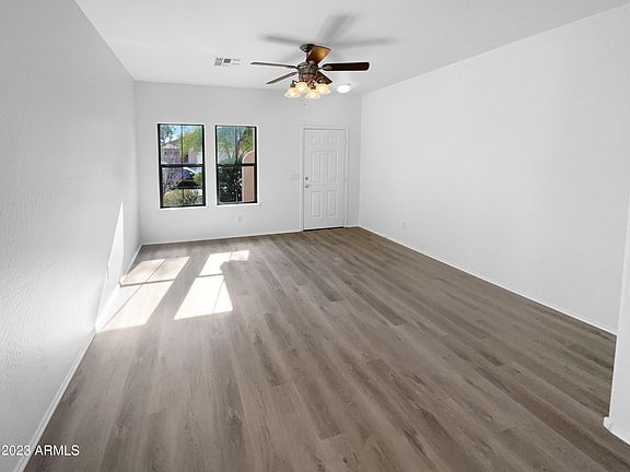 5th image of 394 E CHRISTOPHER Street