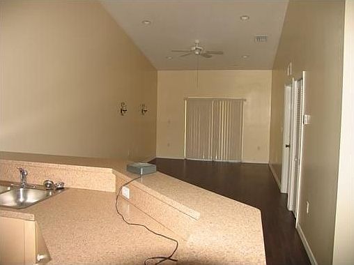 2nd image of 3282 NE 11th Dr #3282
