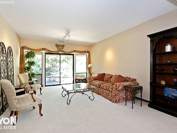 3rd image of 148 Berry Creek Dr