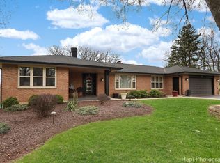 856 Winmoor Dr, Dundee, IL