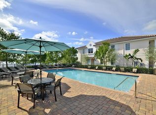 2236 Shimmery Ln, Lantana, FL 33462