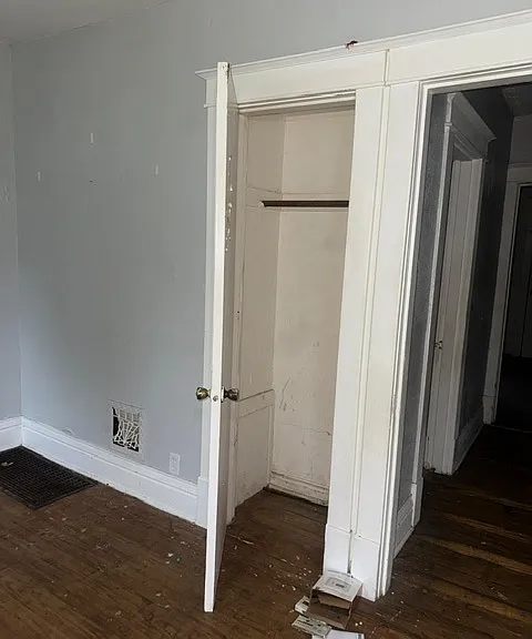 3738 Sylvan Pl — Photo 10