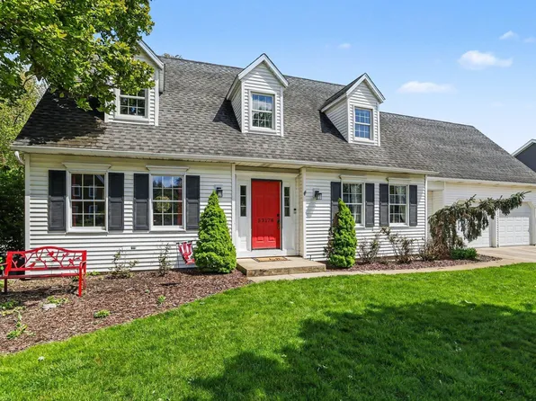 53178 County Kerry Dr, Granger, IN 46530