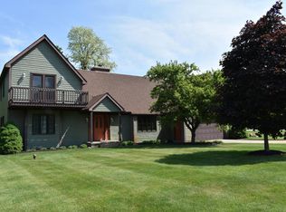 6801 Kuttshill Dr NE, Rockford, MI 49341