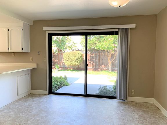 4th image of 5668 Meridian Ave