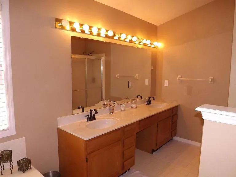 8177 Autumn Ln — Photo 11