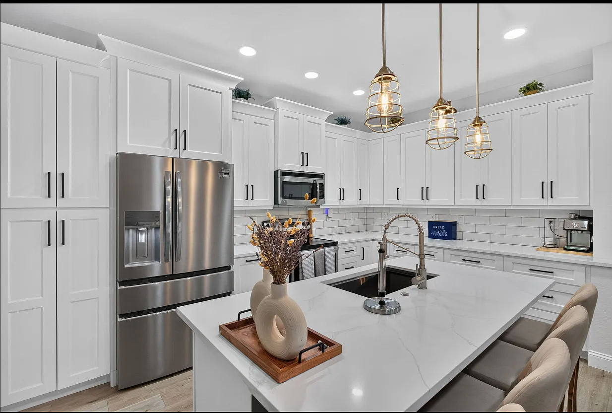 3 bed, 2.5 bath, 1870 sqft, $2,975 — Photo 1