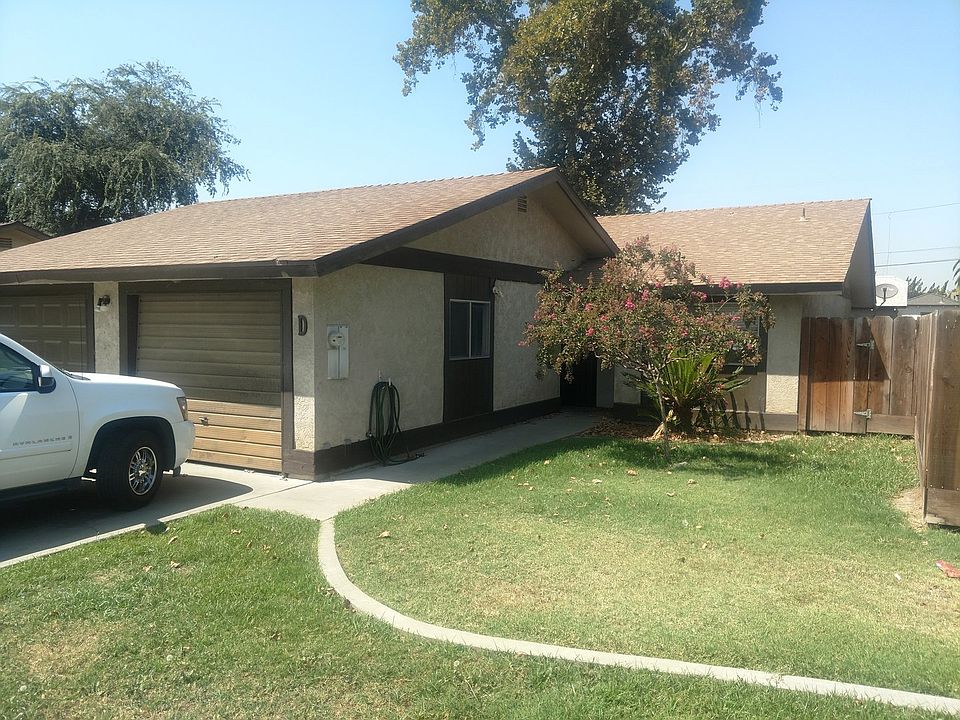 1st image of 112 N Lemoore Ave APT D