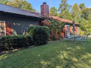 35 Kitchen Way W, Dahlonega, GA 30533