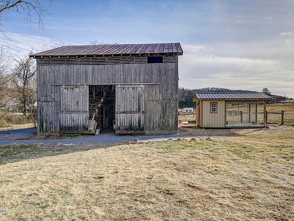 4th image of 157 Big Sandy Rd