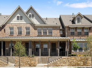 7905 Bayside Dr, Rowlett, TX 75088
