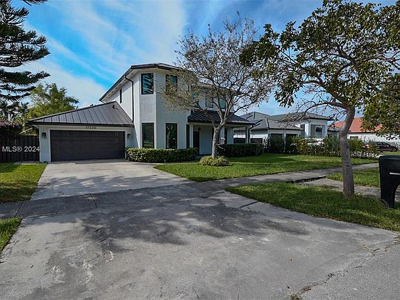 5th image of 17220 SW 92nd Ct
