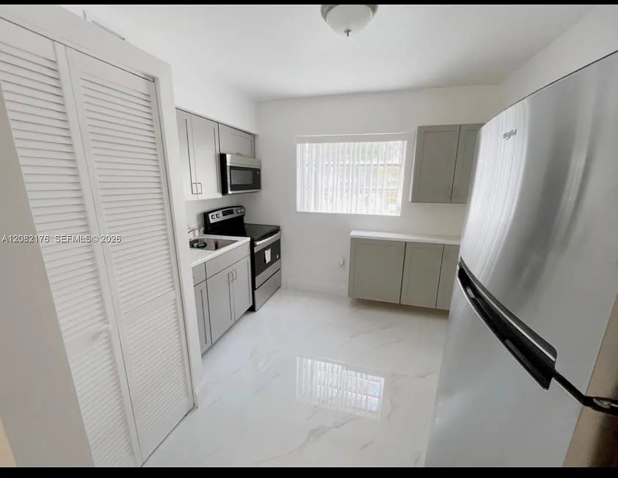 752 Condo Inc — Photo 4