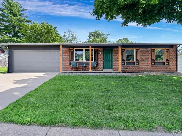 3348 Leverenz Dr, Saint Charles, MO 63301