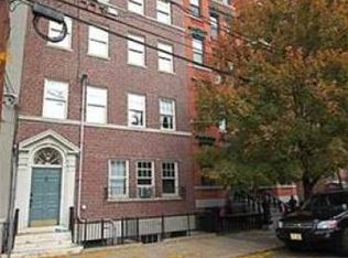 300 2nd St APT 6, Jersey City, NJ 07302