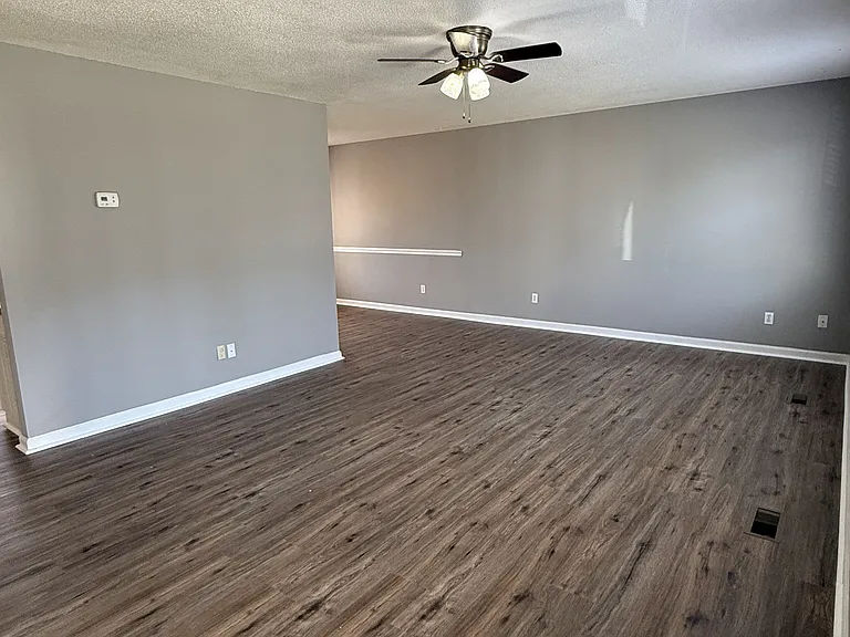 8623 Leatherwood Trl — Photo 7