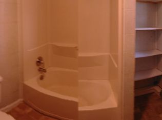 17 Dinsmore St #1, Skowhegan, ME 04976