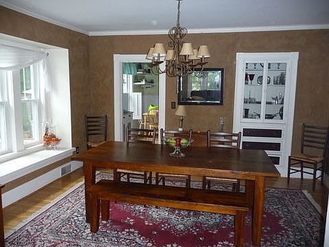 Dining room w/ built-in hutch