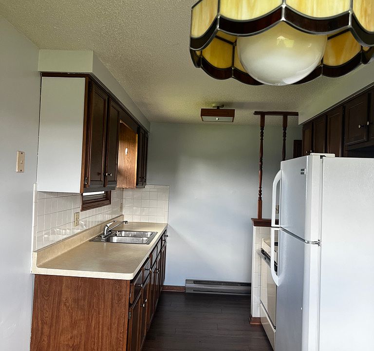1st image of 2707 Alder Creek Dr N APT 3