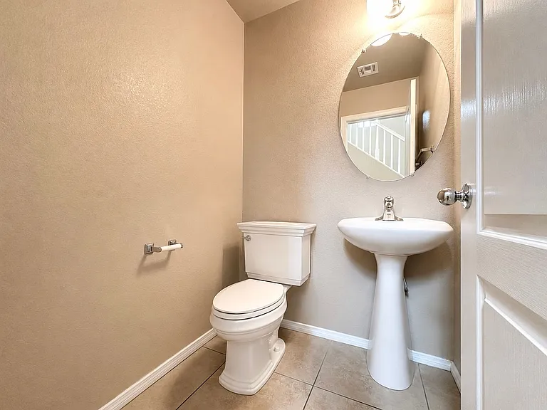 5179 Silent Valley Ave — Photo 10