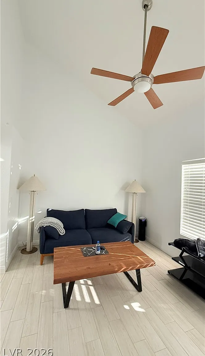 1 bed, 1.0 bath, 585 sqft, $1,400 — Photo 3