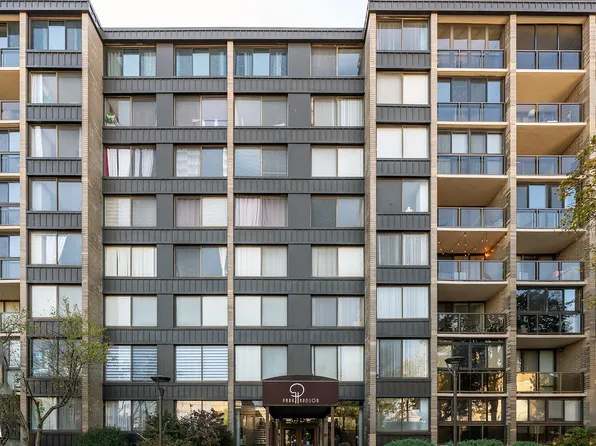 9060 Palisade Avenue image 5 of 17