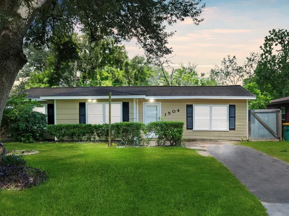 1504 Westward Avenue, La Marque, TX 77568