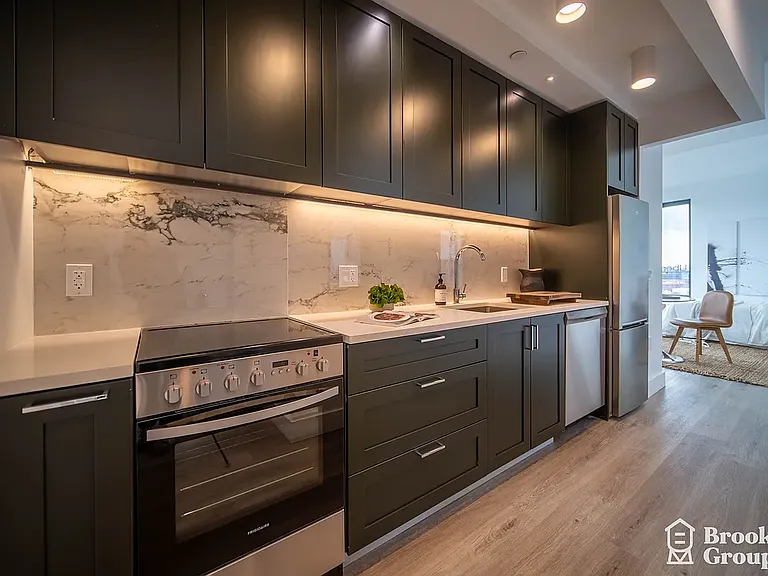 310 Grand Concourse #12J — Photo 3