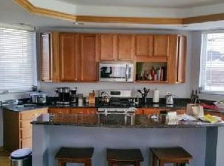 718 W 35th St, Chicago, IL 60616