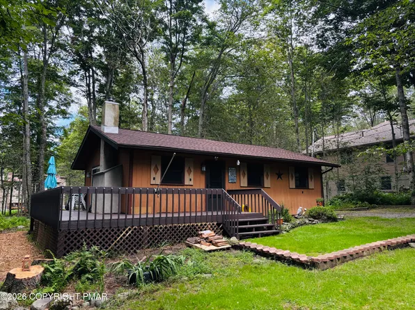 112 Sunset Dr, Gouldsboro, PA 18424