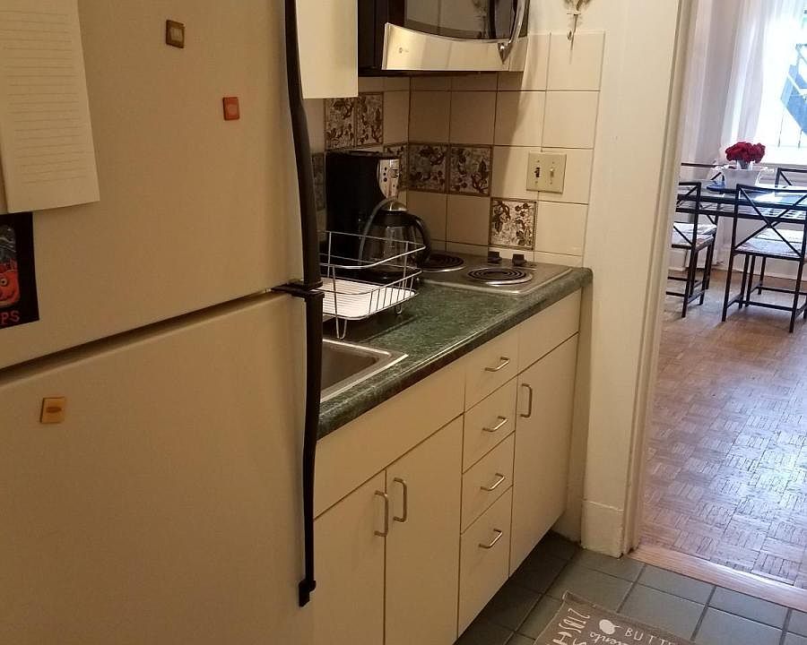 2nd image of 47 Beacon St